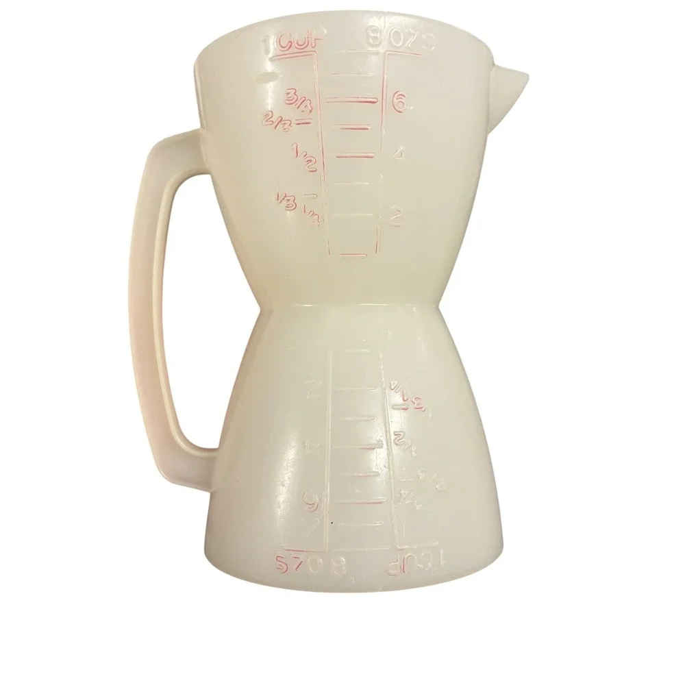 Vintage Tupperware Hourglass Double Measuring Cup 1 Cup 8 oz White Red Lettering
